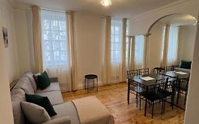 1 Bed Apartment - Centrally Located In The Heart Of Westminster